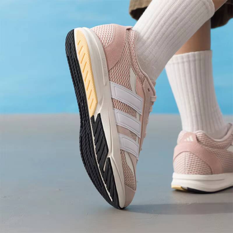 Popular Adidas  Light Pink Sue - огляд і ціна Women'S Shoes Pink Adidas